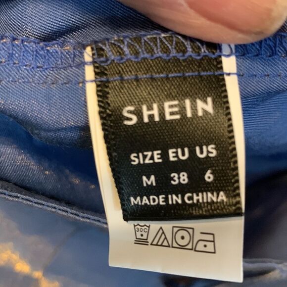 Shein Size Medium (6) high waist pleated front dress shorts - Picture 7 of 9